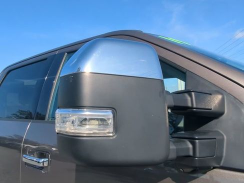 Certified 2019 Ford F250 XLT w/ XLT Premium Package image 13