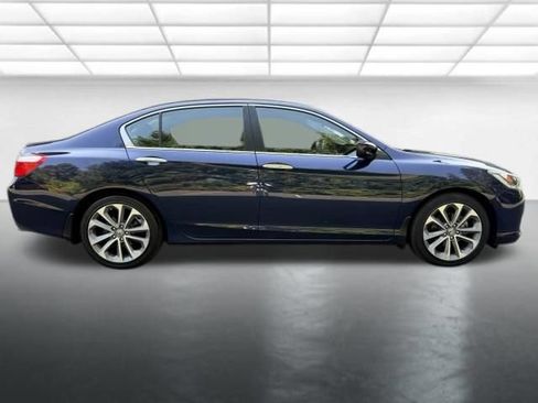Used 2015 Honda Accord Sport image 6