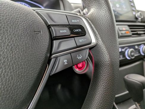 Used 2018 Honda Accord EX image 6