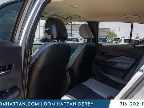 Used 2023 Nissan Kicks SR w/ SR Premium Package FWD image 20