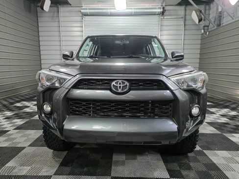 Used 2018 Toyota 4Runner SR5 w/ Wilderness Package image 3