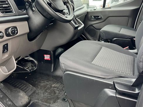 Used 2024 Ford Transit 250 Low Roof image 10