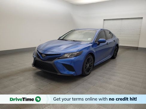 Used 2019 Toyota Camry SE image 1