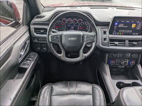 Used 2021 Chevrolet Suburban RST AWD/4WD image 16