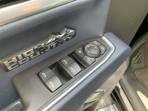 Used 2022 Chevrolet Silverado 1500 High Country image 19