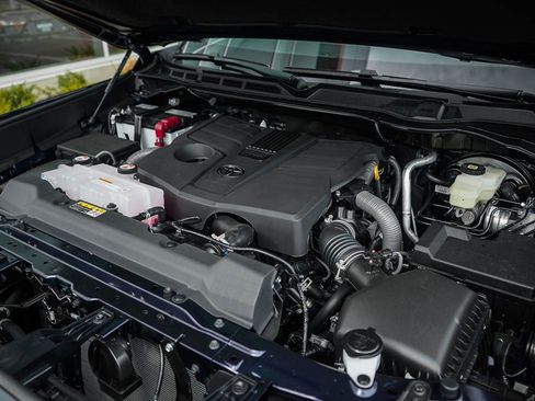 New 2026 Toyota Tundra SR5 AWD/4WD image 7
