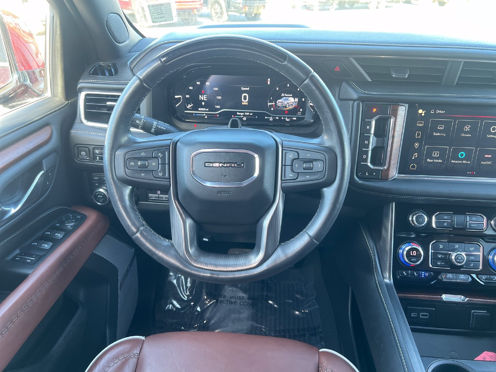 Used 2023 GMC Yukon Denali Ultimate AWD/4WD image 20