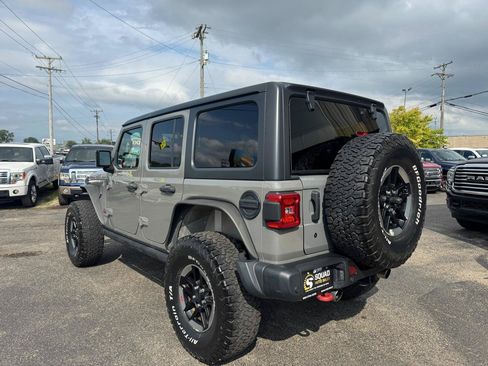 Used 2018 Jeep Wrangler Unlimited Rubicon AWD/4WD image 3