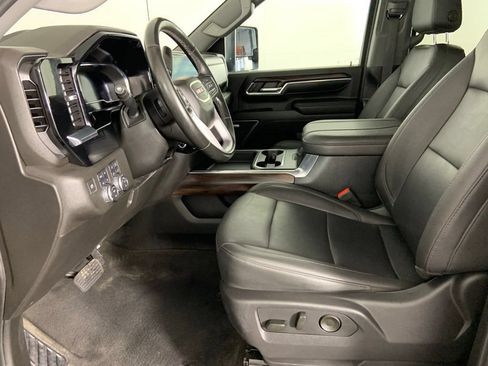 Used 2024 GMC Sierra 3500 SLT w/ SLT Convenience Package AWD/4WD image 15