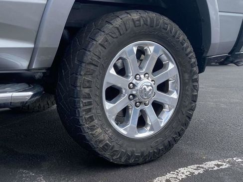 Used 2019 RAM 2500 Laramie AWD/4WD image 11