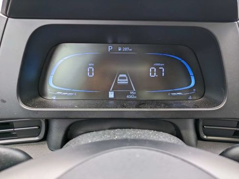 Certified 2025 Hyundai Elantra Sport FWD image 21