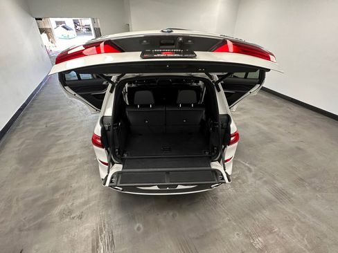 Used 2019 BMW X7 xDrive40i w/ Premium Package AWD/4WD image 54