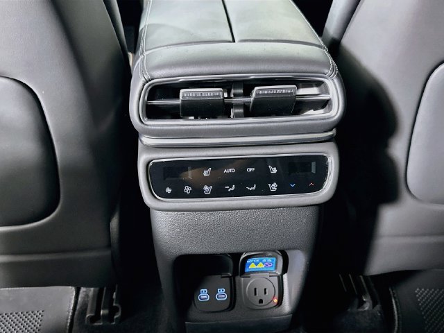 New 2027 Genesis GV80 3.5T Prestige AWD/4WD image 18