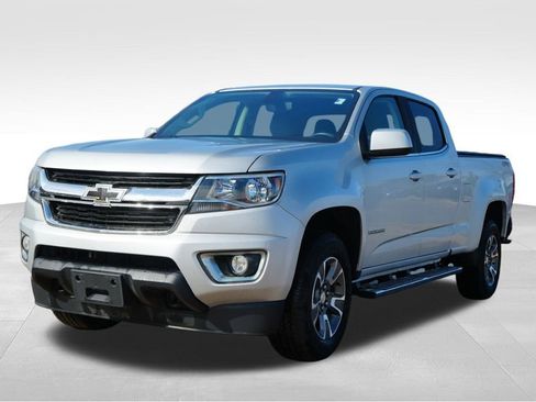 Used 2017 Chevrolet Colorado W/T w/ WT Convenience Package image 3