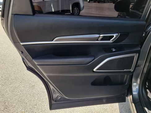 Used 2024 Kia Telluride S w/ S Sunroof Package FWD image 10