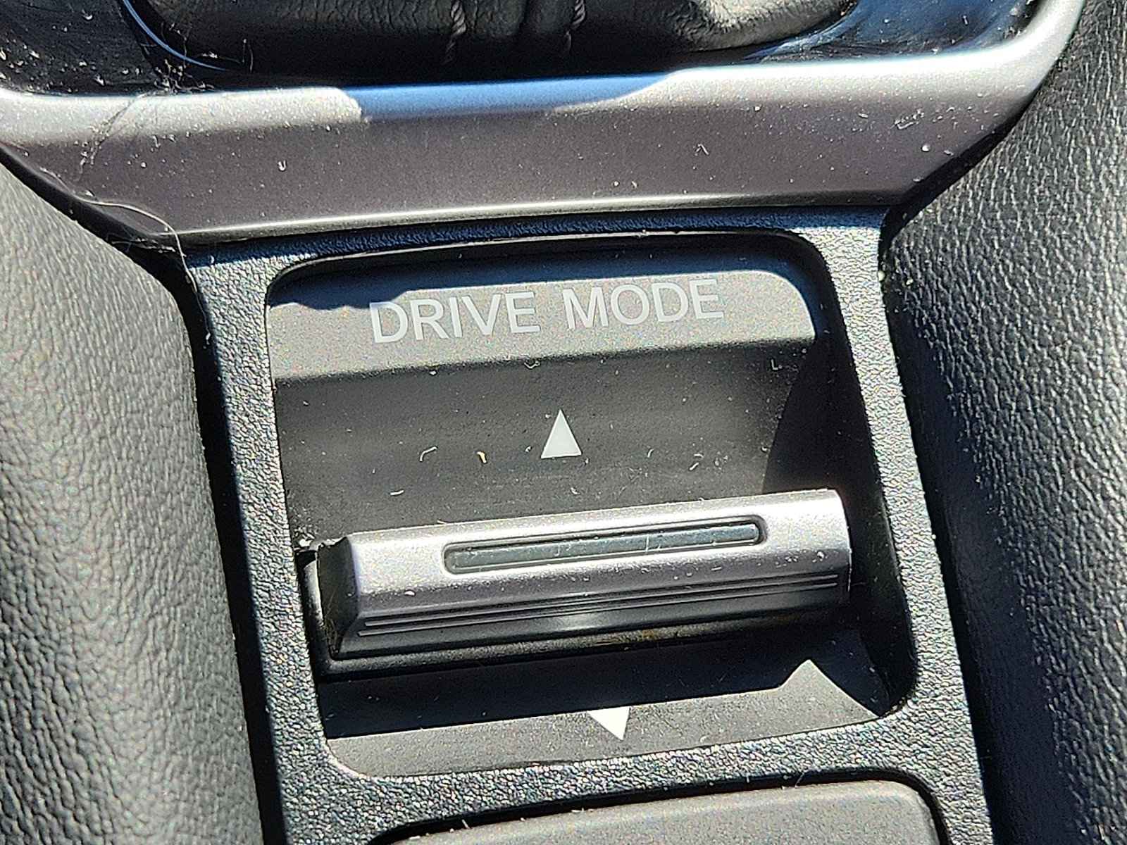 Used 2025 Honda HR-V EX-L image 24
