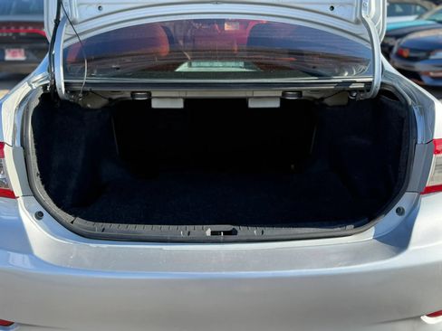 Used 2012 Toyota Corolla L FWD image 5