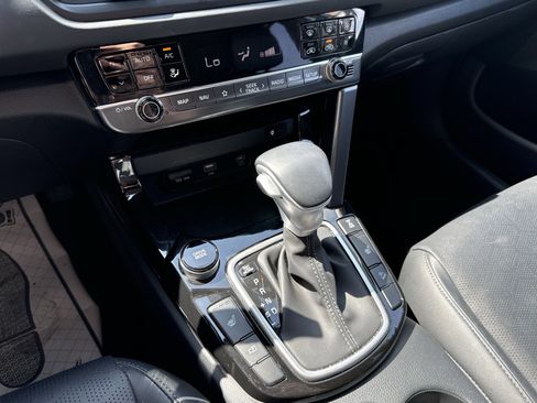 Used 2024 Kia Seltos SX image 18