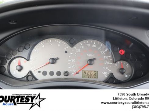Used 2003 Ford Focus ZX3 Hatchback FWD image 14