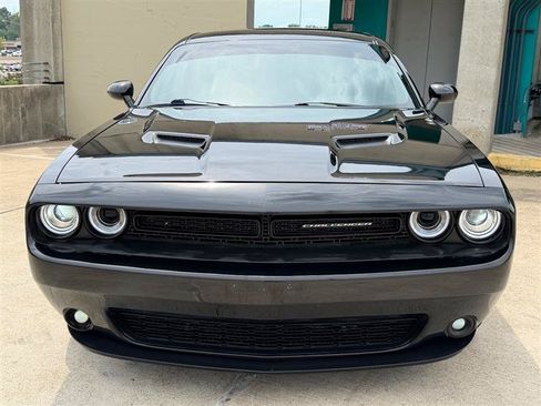 Used 2017 Dodge Challenger GT w/ Premium Sound Group AWD/4WD image 11