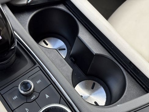 Used 2020 Cadillac XT6 Premium Luxury image 26