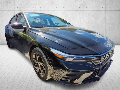 New 2026 Hyundai Elantra SEL Sport image 5