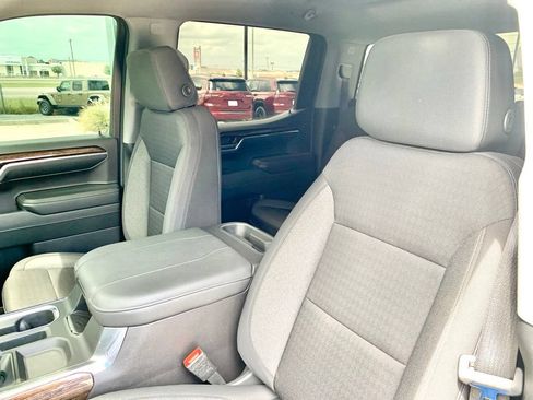 Used 2024 GMC Sierra 1500 Elevation w/ X31 Off-Road Package AWD/4WD image 16