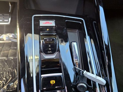 New 2026 Volkswagen GTI SE image 13