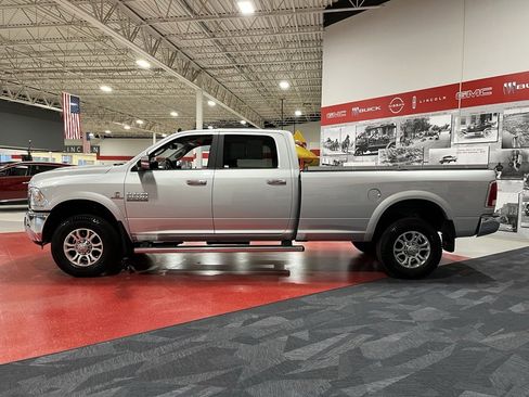 Used 2017 RAM 3500 Laramie image 7