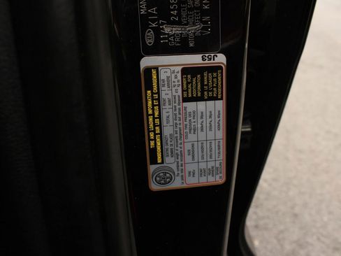 Used 2018 Kia Stinger GT2 image 38