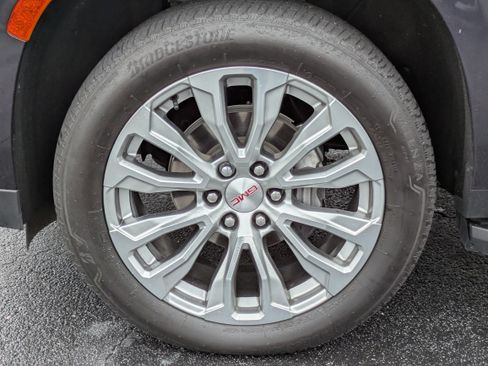 Used 2024 GMC Yukon Denali w/ LPO, Floor Liner Package image 33