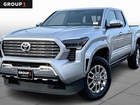 Used 2024 Toyota Tacoma Limited image 1