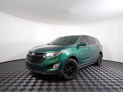 Used 2019 Chevrolet Equinox LT image 2