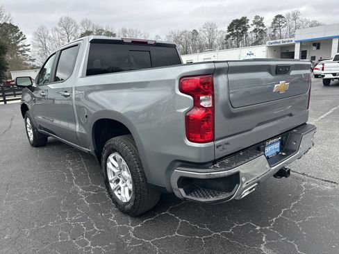 Used 2025 Chevrolet Silverado 1500 LT image 6