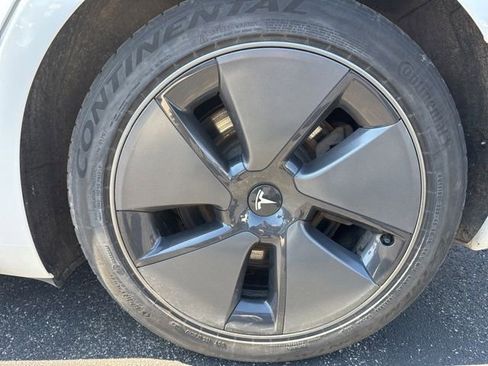 Used 2021 Tesla Model 3 Long Range AWD/4WD image 15