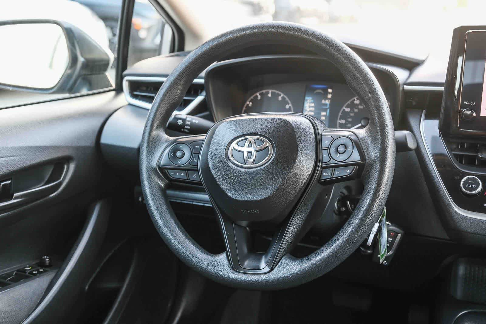 Certified 2024 Toyota Corolla LE FWD image 17
