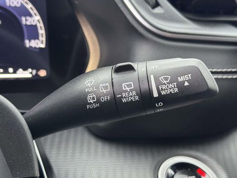 Used 2024 Jeep Grand Cherokee L Altitude image 25