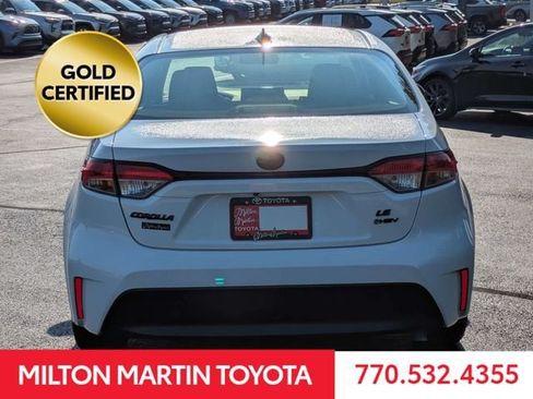 Certified 2025 Toyota Corolla LE FWD image 5