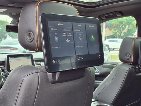 Used 2021 GMC Yukon AT4 w/ AT4 Premium Plus Package image 13