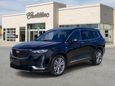 Certified 2025 Cadillac XT6 Premium Luxury AWD/4WD image 3