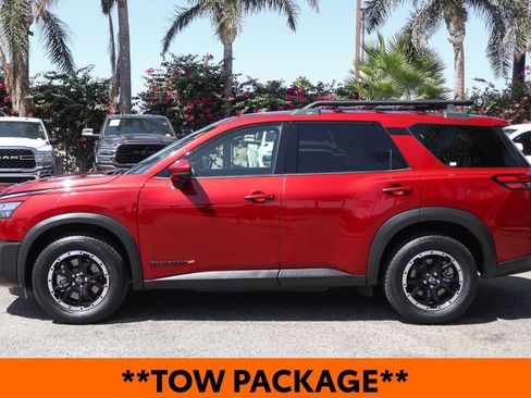 Used 2023 Nissan Pathfinder Rock Creek AWD/4WD image 5