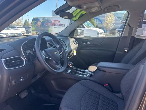 Used 2024 Chevrolet Equinox LT w/ LPO, Floor Liner Package image 9