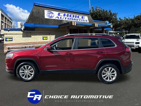 Used 2019 Jeep Cherokee Latitude w/ Popular Appearance Group FWD image 3