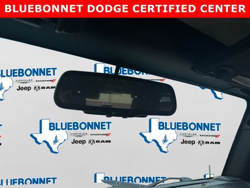 Used 2015 Jeep Wrangler Unlimited Sahara w/ Connectivity Group AWD/4WD image 25