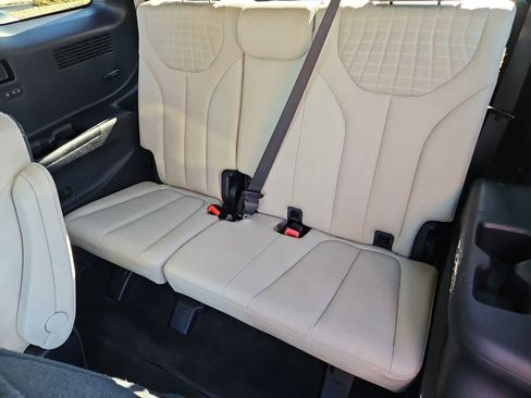 Used 2023 Hyundai Palisade Limited FWD image 39