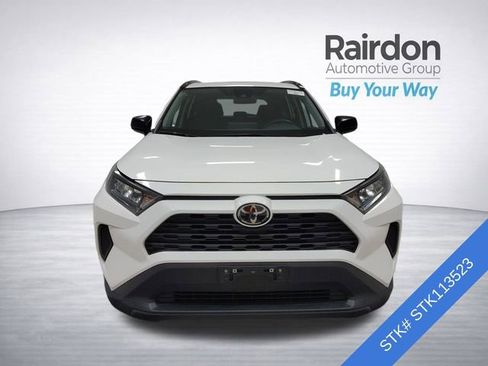 Used 2021 Toyota RAV4 LE image 2