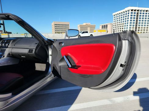 Used 2008 Saturn Sky Red Line RWD image 19