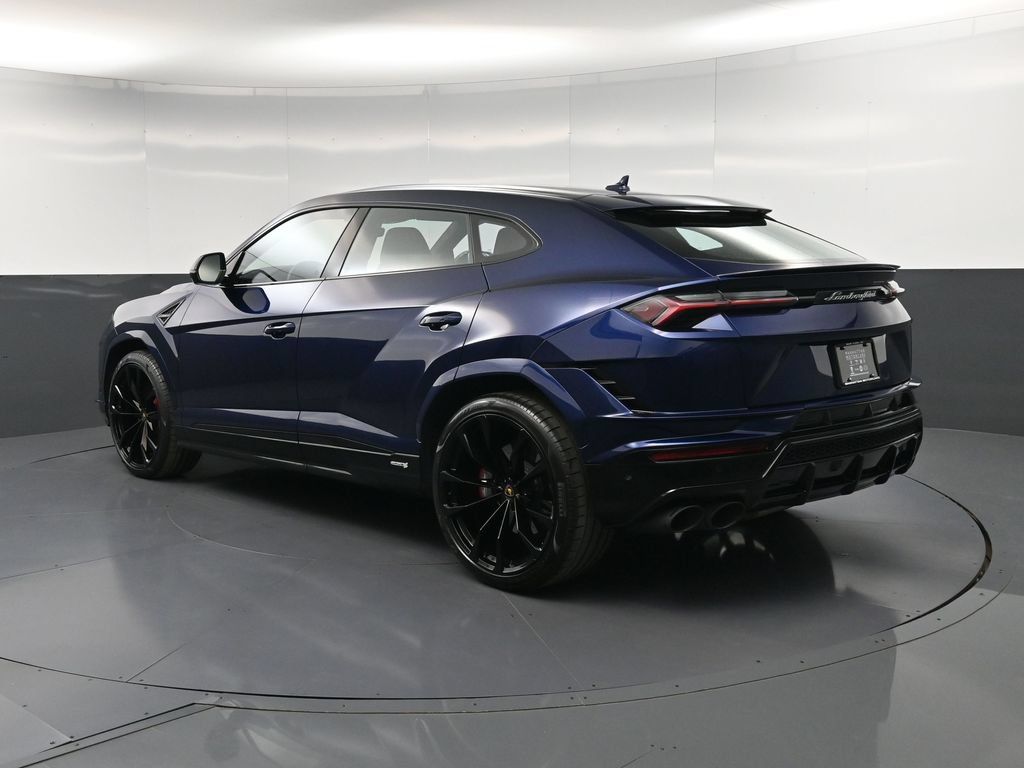 Used 2023 Lamborghini Urus S AWD/4WD image 3