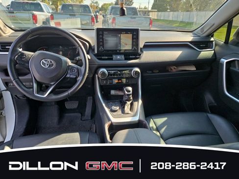 Used 2020 Toyota RAV4 Limited AWD/4WD image 23