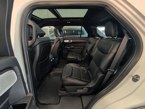 Used 2020 Ford Explorer ST w/ Premium Technology Package AWD/4WD image 14